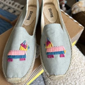 NWT Soludos Llama piñata smoking slipper espadrilles